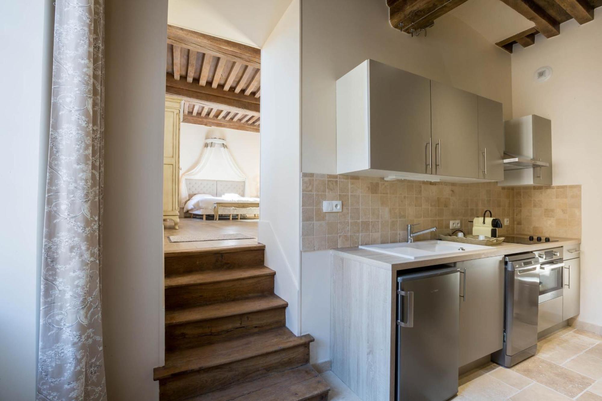 Le Cara - 4 Appartements Calmes Et Chics Au Coeur De Beaune Бон Номер фото